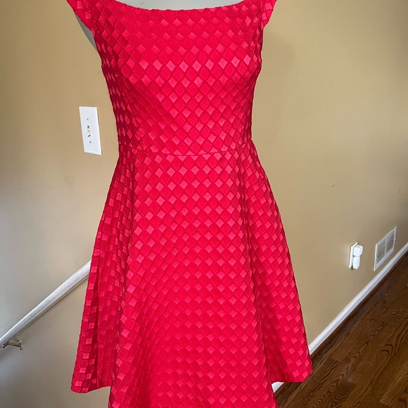 Anthropologie Dresses & Skirts - Anthropologie Moulinette Soeurs Short Sleeve Red Dress Size 8P